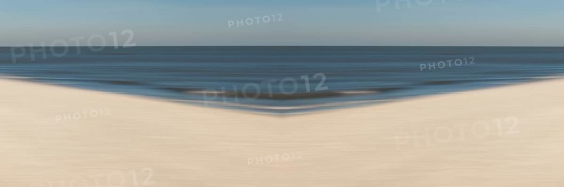 Mirrored picture, blurred, waves on Sylt North Sea beach, National Park Wadden Sea, Sylt, Hoernum, North Frisia, Schleswig-Holstein, Germany | Mirrowed picture, blurred, waves on beach, North Sea, National Park Wadden Sea, Sylt, Schleswig-Holstein, Germany, Nordsestrand, Hoernum, Schleswig-Holstein, Germany, Europe