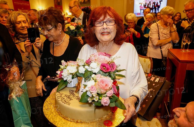 Brigitte Grothum at the premiere ofOma Trick with Brigitte Grothum and Johannis Hallervorden 26.02.25 at the palace gardens Theatre. Brigitte Grothum celebrates her 90th birthday here