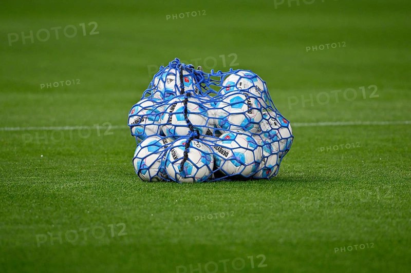 Adidas Derbystar match balls in the ball net lying on the grass, MHPArena, MHP Arena Stuttgart, Baden-Württemberg, Germany, Europe