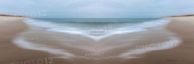 Mirrored picture, blurred, waves on Sylt North Sea beach, National Park Wadden Sea, Sylt, Hoernum, North Frisia, Schleswig-Holstein, Germany | Mirrowed picture, blurred, waves on beach, North Sea, National Park Wadden Sea, Sylt, Schleswig-Holstein, Germany, Nordsestrand, Hoernum, Schleswig-Holstein, Germany, Europe