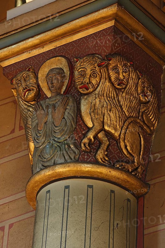 Romanesque capital in the nave, St., Sankt, Saint