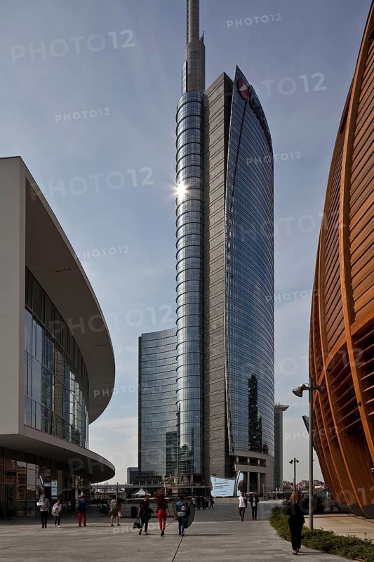 Cesar Pelli 2009-2012, height 231 m, located in the new Porta Nuova district, UniCredit Pavilion on the right