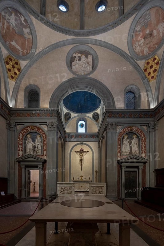 Florence, Firenze, San Lorenzo, First church building of the Renaissance, Old Sacristy, built 1419-1422 by Filippo Brunelleschi