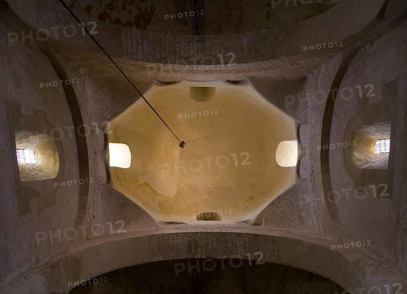 Domed vault in the crossing tower, 12th century, St., Sankt, Saint