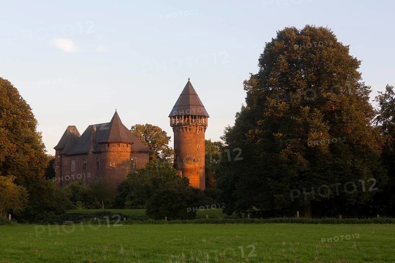 Krefeld, Linn Castle