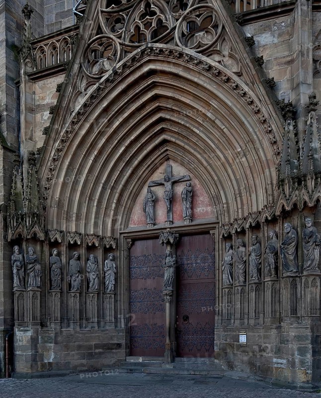 North-east side with apostle figures, St., Saint, Saint