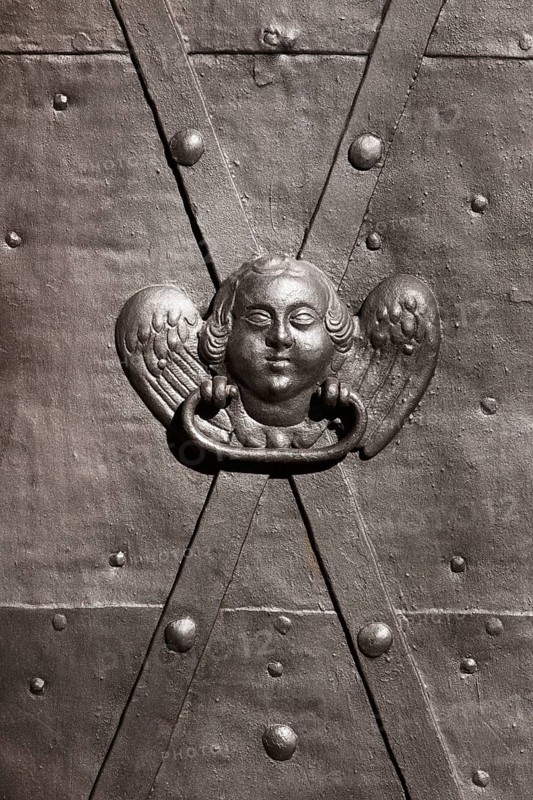 Choir, iron door to the sacristy, St., Sankt, Saint
