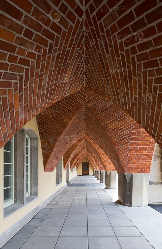 Olbersdorf, Friedrich-Fröbel-School, built in 1928