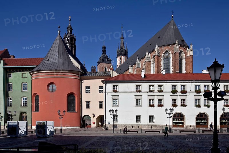 Maly Rynek, Small Market from the east, St Barbara's Church on the left, St Mary's Church on the right, St, Saint, Saint