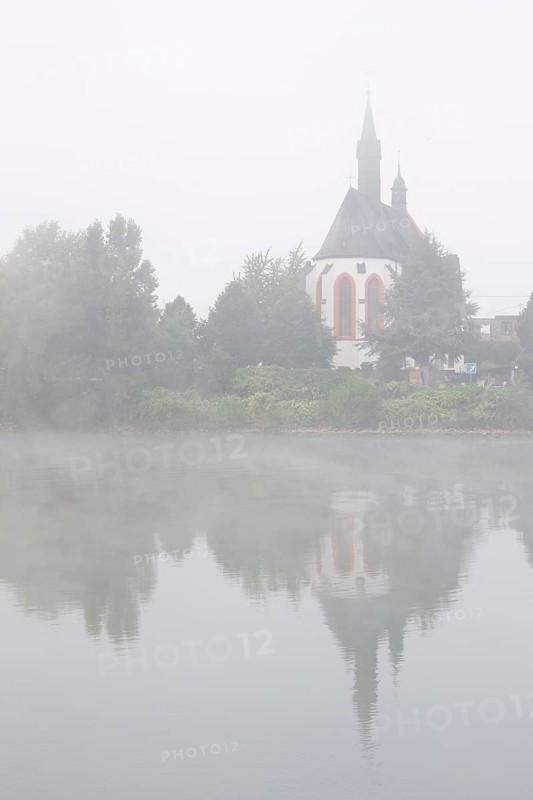 Island church, view from the east in the fog