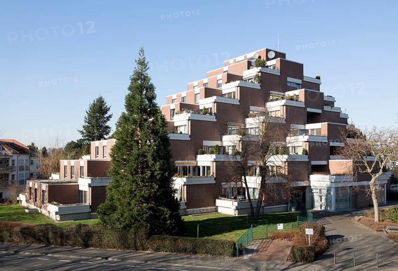 Erftstadt-Liblar, so-called hill or terrace house