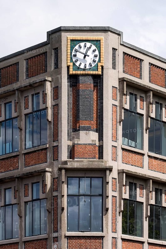 Voormalig kantoor van de Nederlanden van 1845, built in 1927 by Hendrik Petrus Berlage