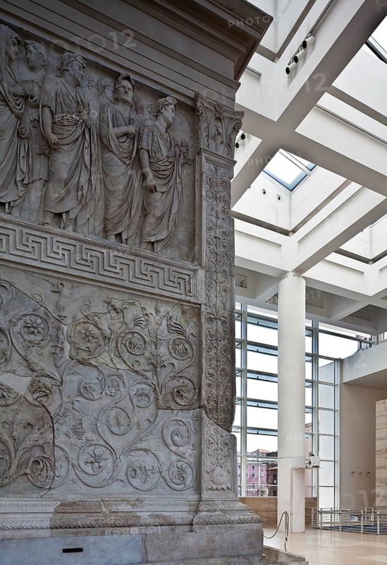 New museum building 2006 by Richard Meier, Great Hall with altar