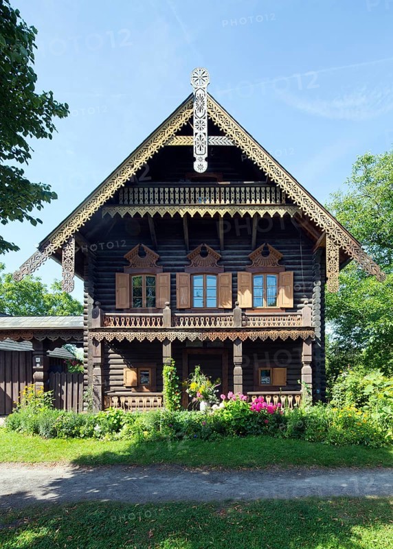 Half-timbered house with front log facade, built 1825-1827 freely adapted from a drawing by Carlo Rossi