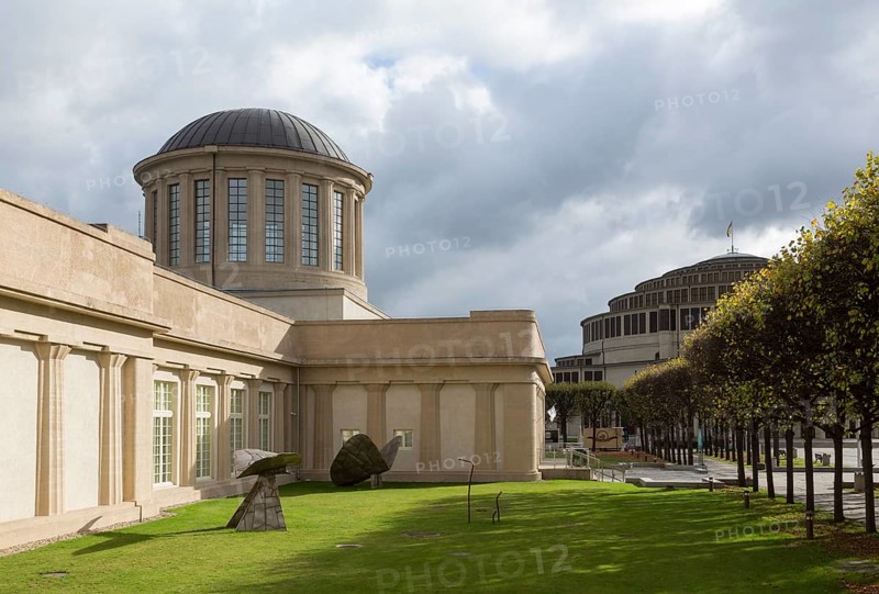 Hala Stulecia, (Hala Ludowa, Engl. People's Hall) built 1911-1913 by Max Berg, overall planning of the site by Hans Poelzig, exhibition building by Poelzig made of exposed concrete