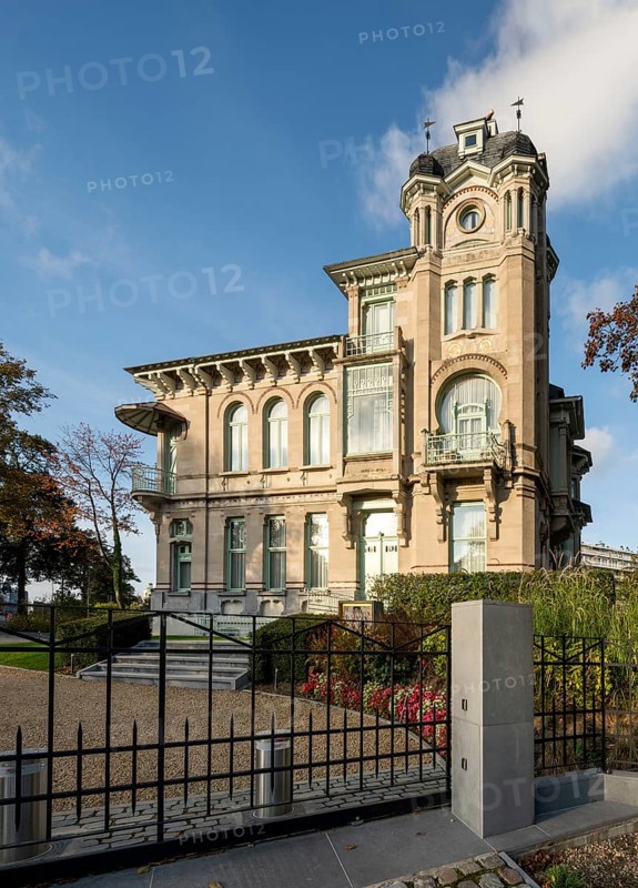 Brussels, Bruxelles, Maison Delune, Embassy of the United Arab Emirates (Ambassade des Emirats Arabes Unis), built in 1904