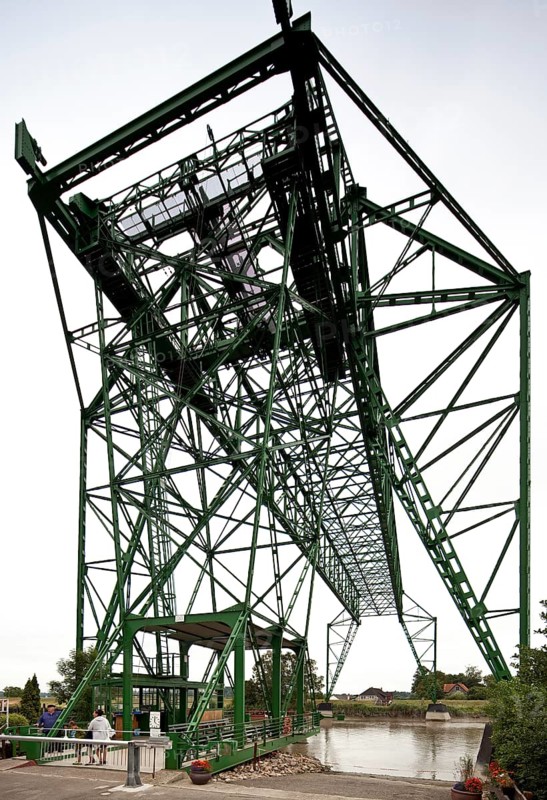 Osten near Cuxhaven, Osten-Hemmoor transporter bridge across the Oste