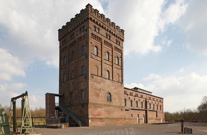 Malakow tower above shaft 1 and the attached hoisting machine building