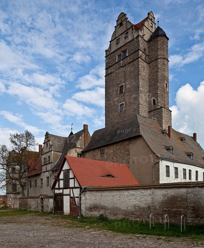 Plötzkau Castle Main construction period 1566-73 Northwest wing and in the lower part still Romanesque keep whose end with Renaissance gables