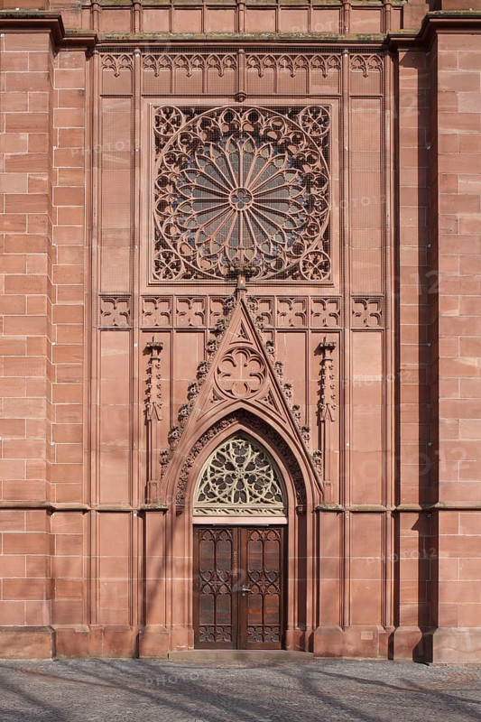 Rheingau Cathedral, view from west, portal, St., Saint, Saint