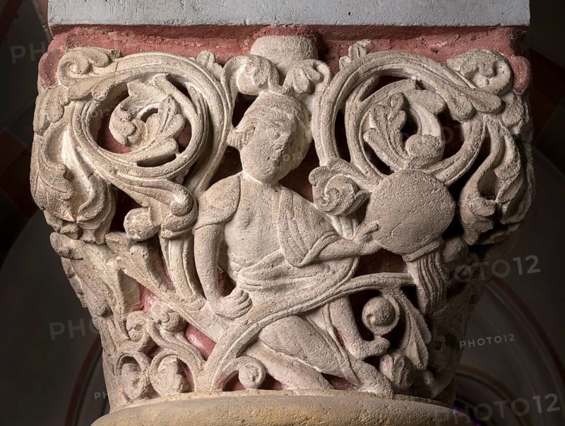 Brauweiler near Pulheim, St Nicholas Abbey Church, St Bernard's Chapel, capital on the central column, The four rivers of paradise, west side
