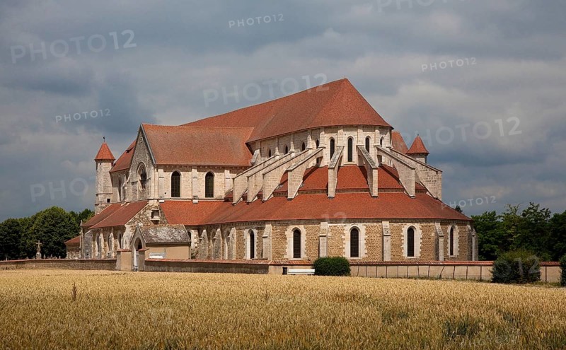 Pontigny Abbey Church Exterior view from east-south-east 1145-1206 built. Largest preserved Cistercian church in France Total length 108 m, St., Saint, Saint