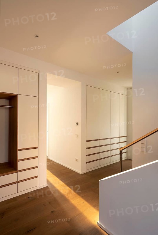 Architekten Brüning Rein, Essen, hallway with cloakroom