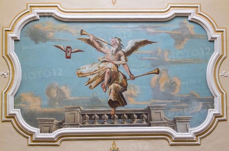 Staircase, ceiling painting: angel with trumpet and flying hourglass
