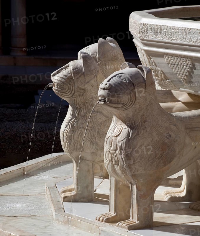 Nasrid Palace Courtyard of the Lions (Patio de los Leones), Fountain of the Lions (Fuente de los Leones)