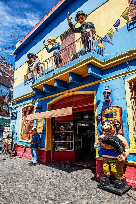 Diego Maradonna, Evita Peron and Carlos Gardel on balcony, El Caminito, La Boca, Buenos Aires, Argentina, South America