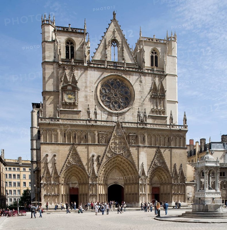 West façade, St., Saint, Saint