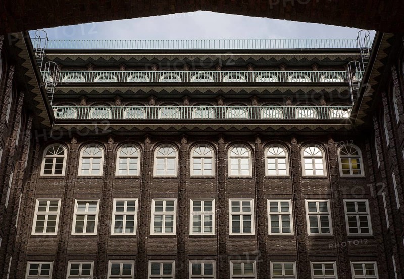 Hamburg Kontorhaus CHILEHAUS, built 1922-24 by Fritz Höger, inner courtyard above Fischertwiete