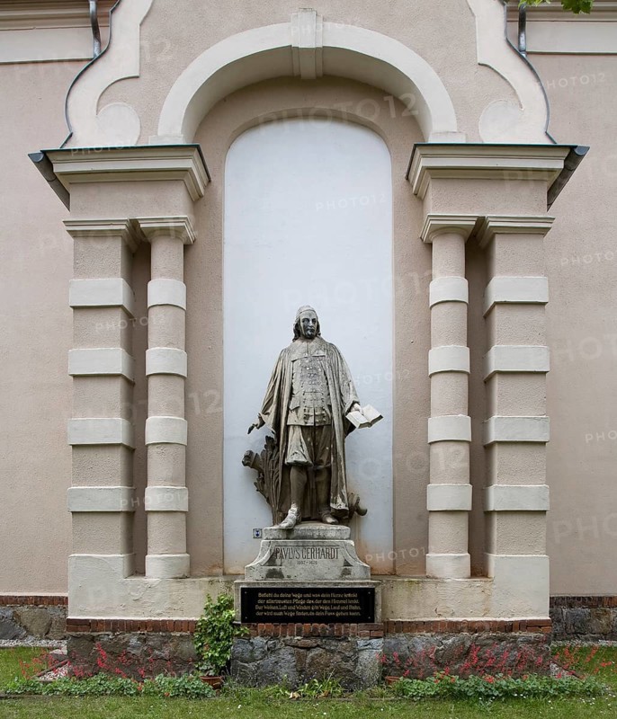 Gräfenhainichen, Paul-Gerhardt monument