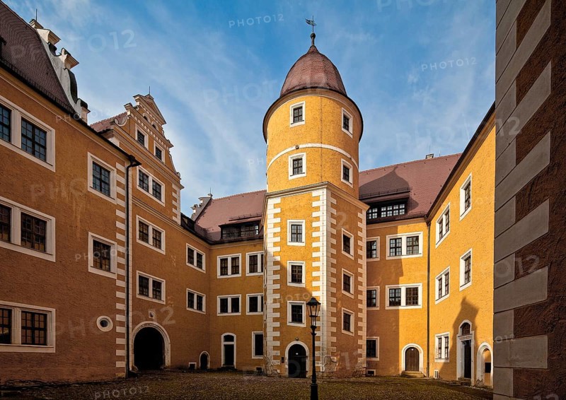 Annaburg, residence and hunting lodge, later widow's seat 1572-78 by Christoph Tendler Three-winged complex. Courtyard to the east Wendelstein with stepless spiral ramp as equestrian staircase