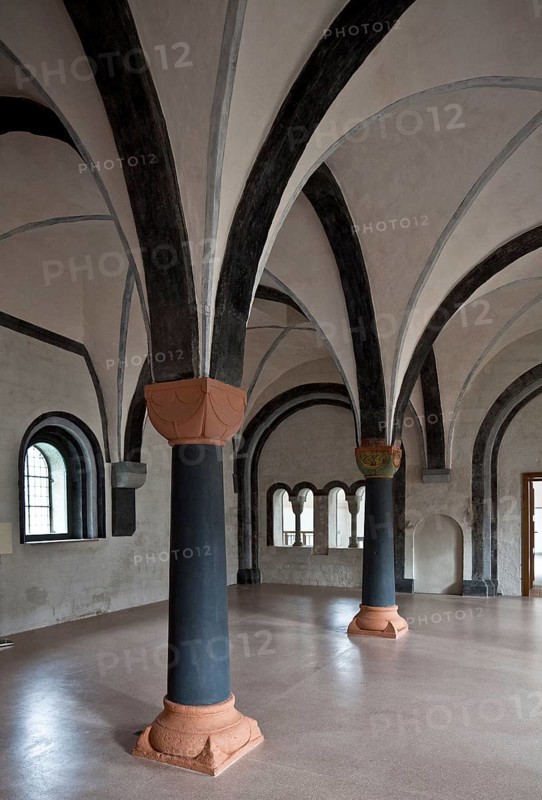 South wing cloister, upper floor, hall, St., St., Saint