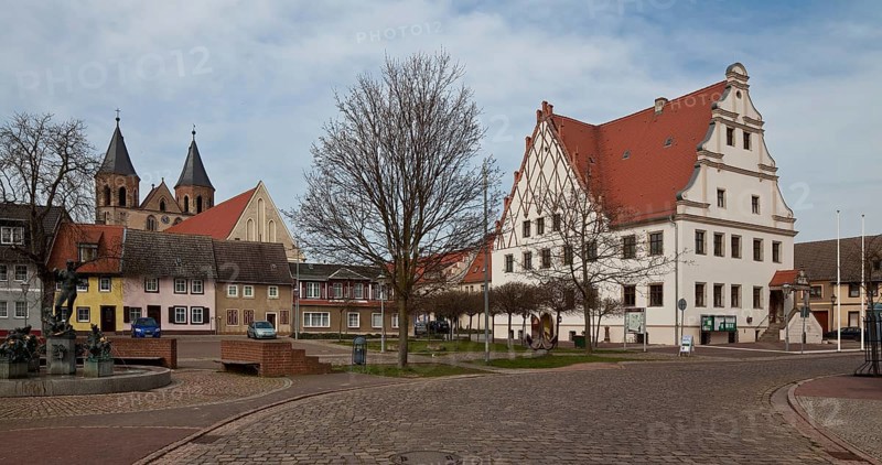 Aken (Elbe) market square with town hall. Begun in 1490 Thoroughly renovated and extended in 1907