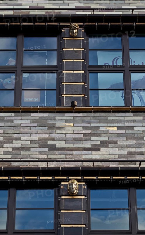 Built in 1928-30 by Hermann Dernburg today RENOMA, north façade