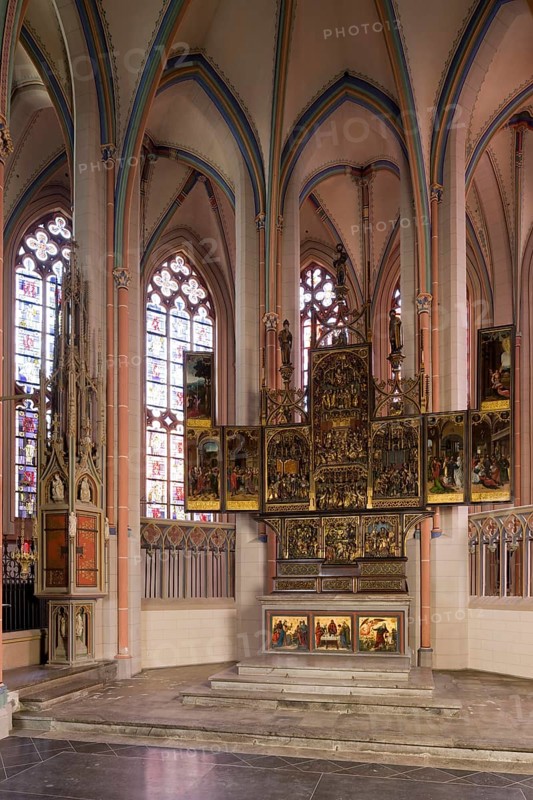Choir with high altar from 1513, Antwerp from the workshop of Adrian van Overbeck and sacrament house, built in 1461 by Konrad von der Hallen (master builder of Cologne Cathedral), St., Sankt, Saint