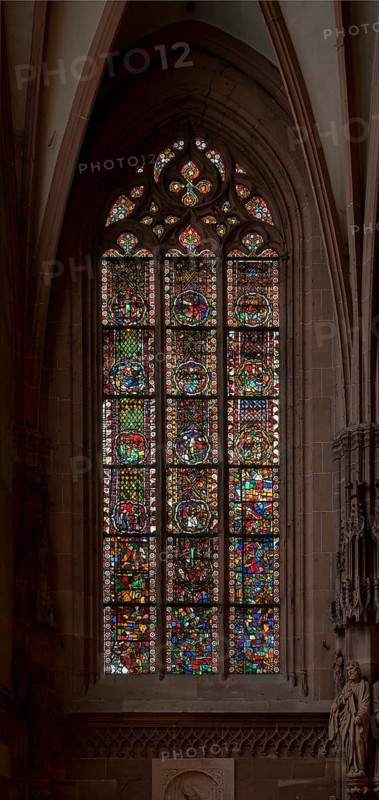 Strasbourg Cathedral, Cathédrale Notre-Dame de Strasbourg, window of the Laurentius Chapel