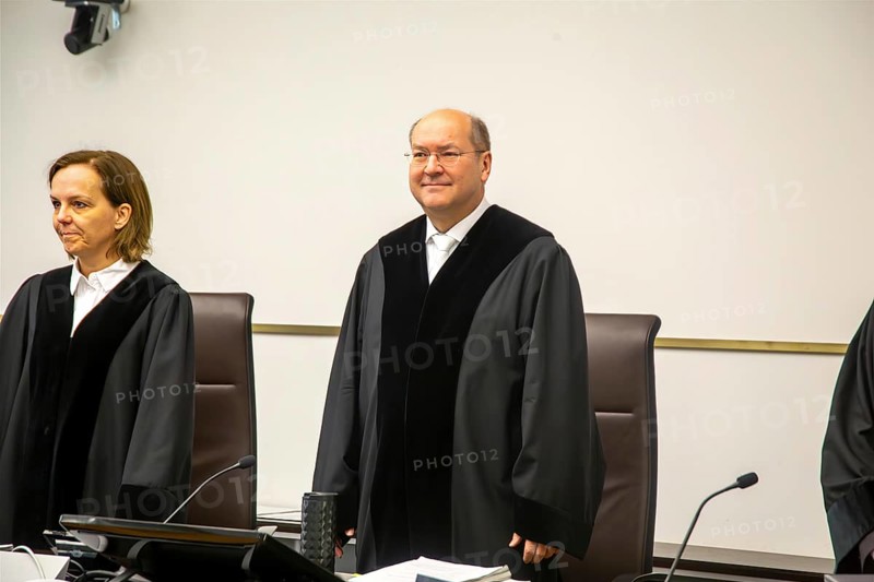 Mannheim: Trial at the Administrative Court. The subject of the dispute is the determination of the invalidity of the regulation of the Corona Ordinance on the closure of beauty salons in May 2020***Picture: Judge Malte Graßhof