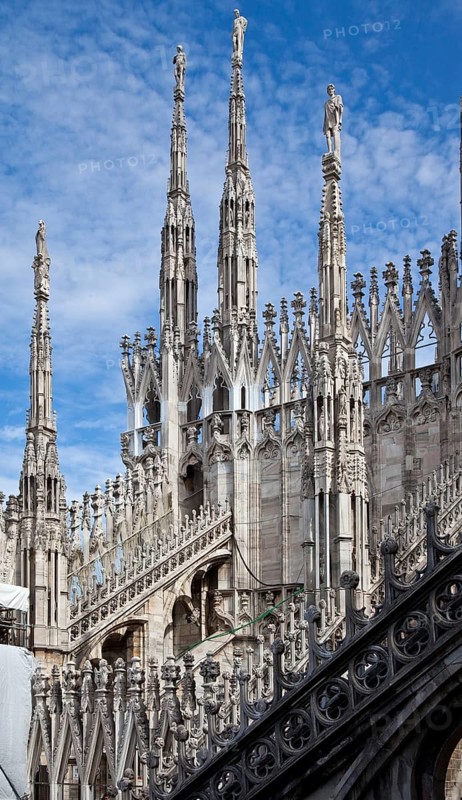 Roof zone in the area of the transept with wimpergen buttresses and 19th century branch, St., Sankt, Saint