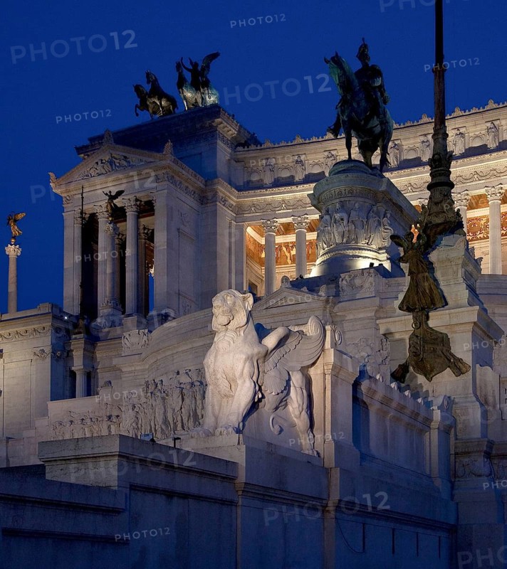Rome National Monument f Vittorio Emanuele II 33718