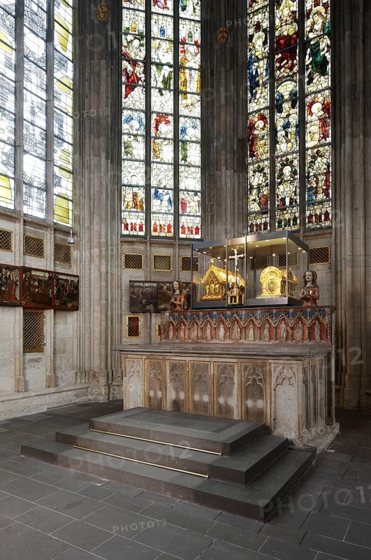 Choir, reliquary altar with Aetherius and Ursula shrine, St., Sankt, Saint