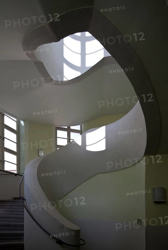 Built in 1928-29 by Wilhelm Jost and Walter Engels, staircase