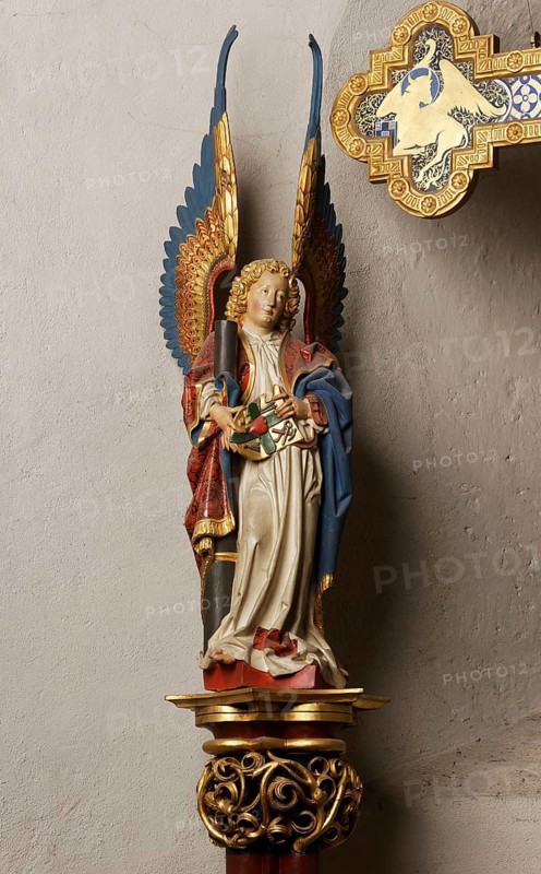 Angel in the west building, St., Saint, Saint
