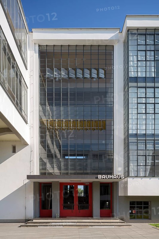 Dessau, Bauhaus, entrance to the workshop wing