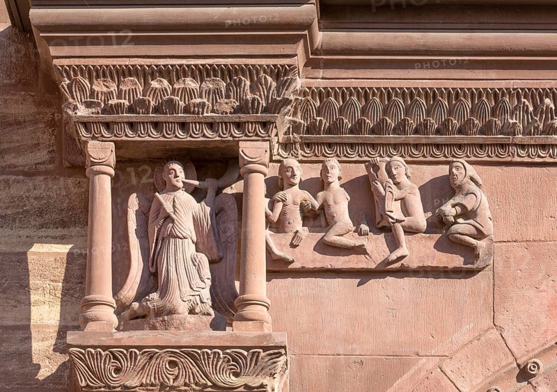 Basel, Cathedral (Basel Minster), north transept, Galluspforte, angels with the resurrected rising from the tombs