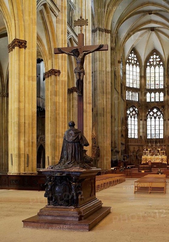 View to the east with funerary monument to Cardinal Phillip Wilhelm von Bayern (+1598) by Hans Krumper 1611, St., Sankt, Saint