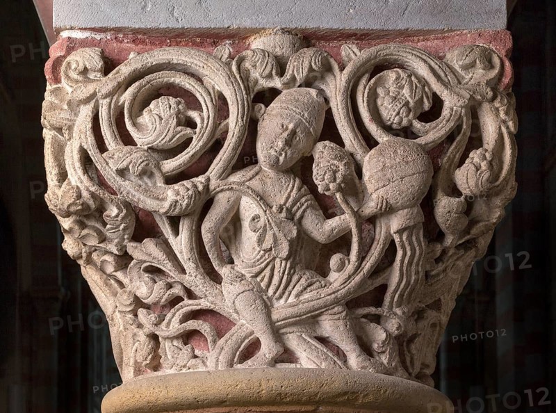Brauweiler near Pulheim, St Nicholas Abbey Church, St Bernard's Chapel, capital on the central column, The four rivers of paradise, east side