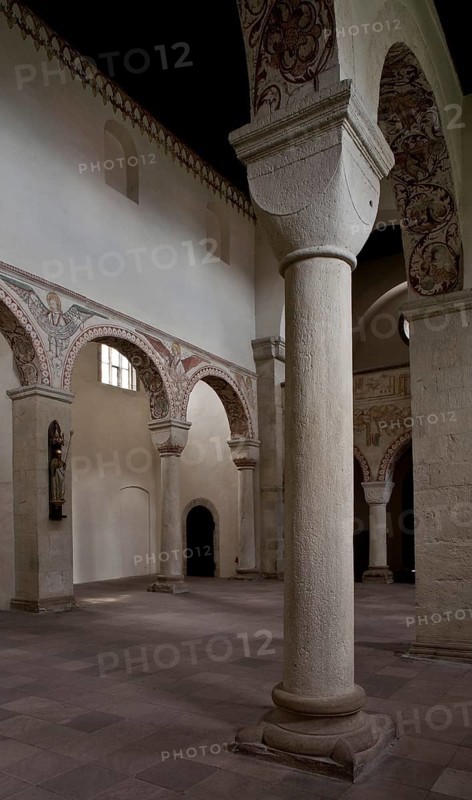 Bursfelde/Weser monastery church. Nave Bl v d south arcade row to W gallery, St., Sankt, Saint